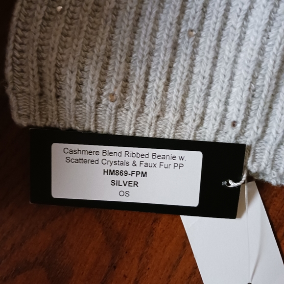 - Carolyn Rowan Ribbed Cashmere-Blend Beanie w Crystals and Faux Fur Pom P… - Picture 3 of 4
